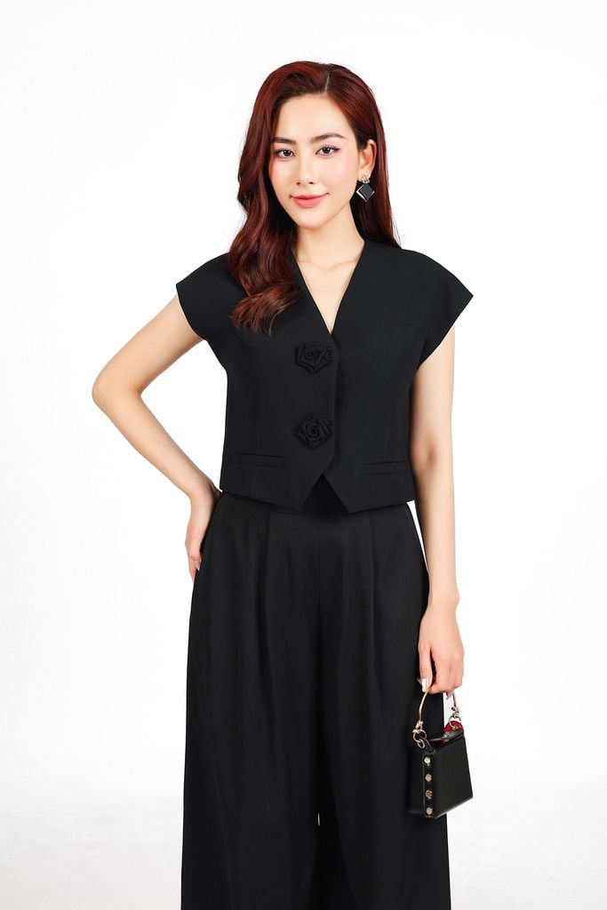 BAK13293 - Áo kiểu công sở vải thô nhung dáng lửng cổ xẻ V vai chờm thân áo đính hoa tạo kiểu - PANTIO