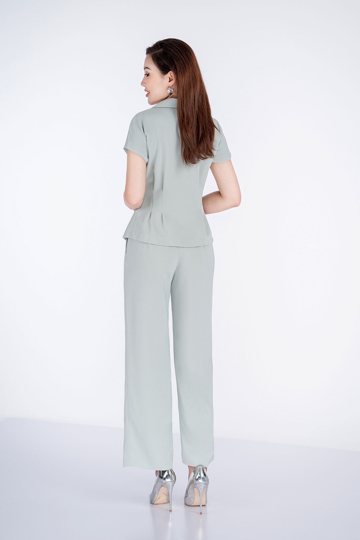 Áo sơ mi kiểu chất liệu tuýt-si ngắn tay BAK32438 - PANTIO