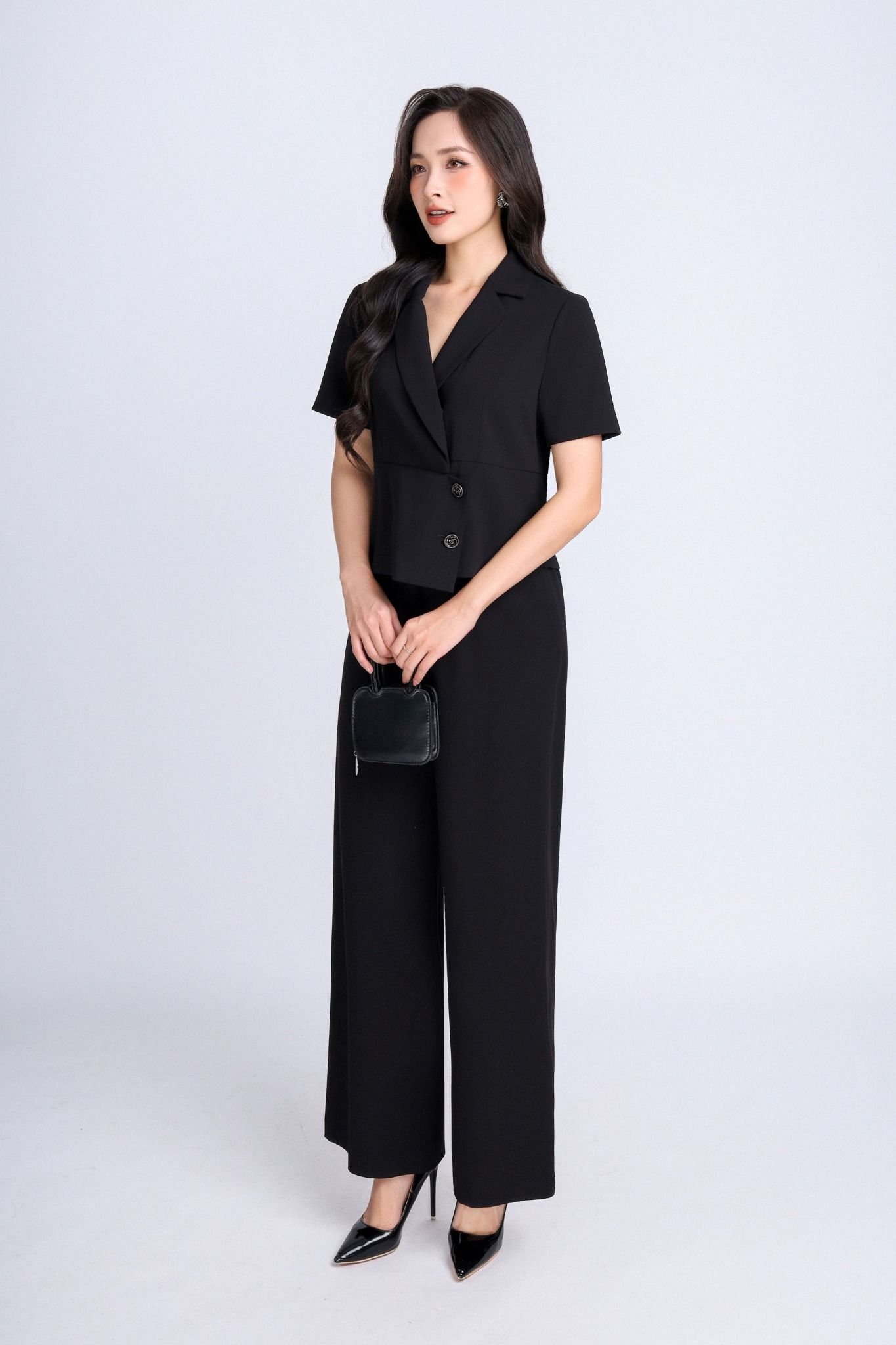 BAK33086 - Áo vest kiểu công sở chất liệu tuytsi dáng peplum lửng, vạt chéo đính khuy trang trí - PANTIO