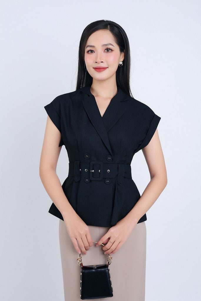 BAK33101 - Áo kiểu công sở vải thô đũi dáng suông cổ hai ve vai chờm kèm đai lưng tạo kiểu - PANTIO