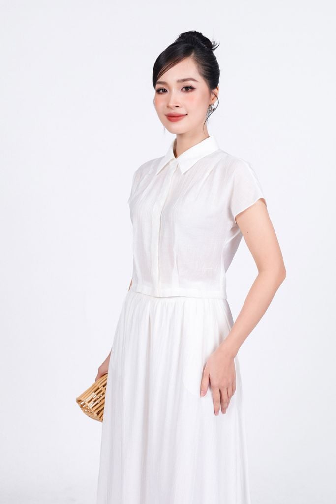 BAK33442 - Áo kiểu công sở vải thô nhăn mỏng dáng lửng cổ đức vai chờm cài khuy thân trước - PANTIO