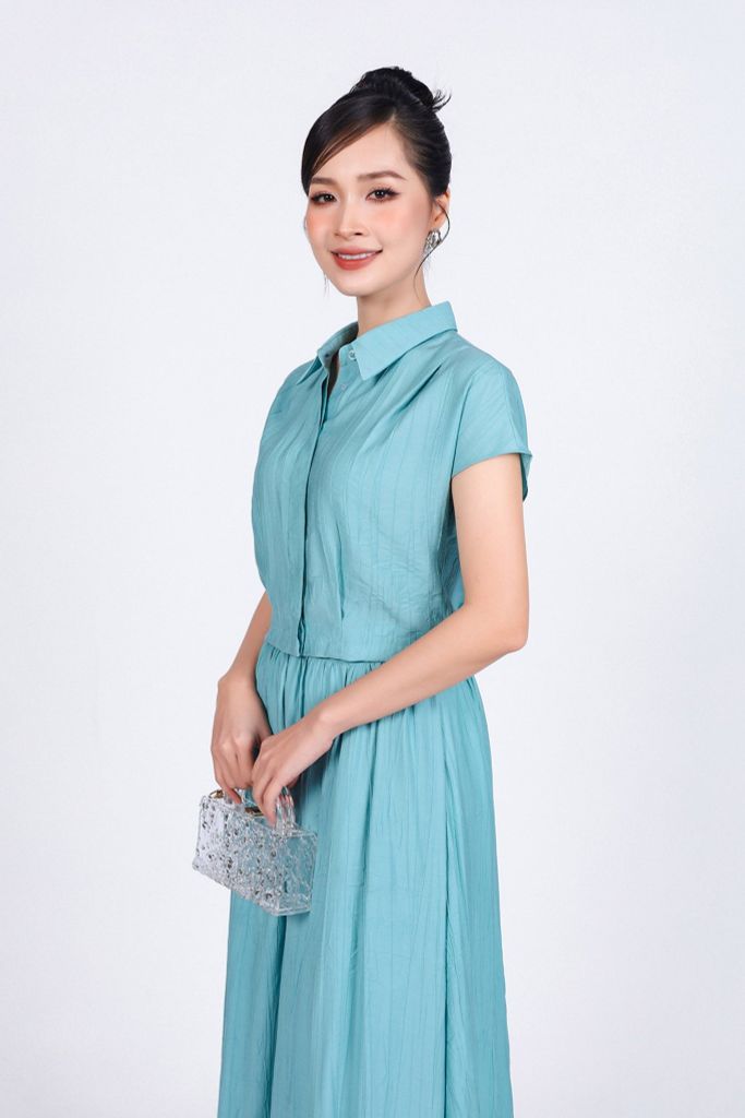 BAK33442 - Áo kiểu công sở vải thô nhăn mỏng dáng lửng cổ đức vai chờm cài khuy thân trước - PANTIO