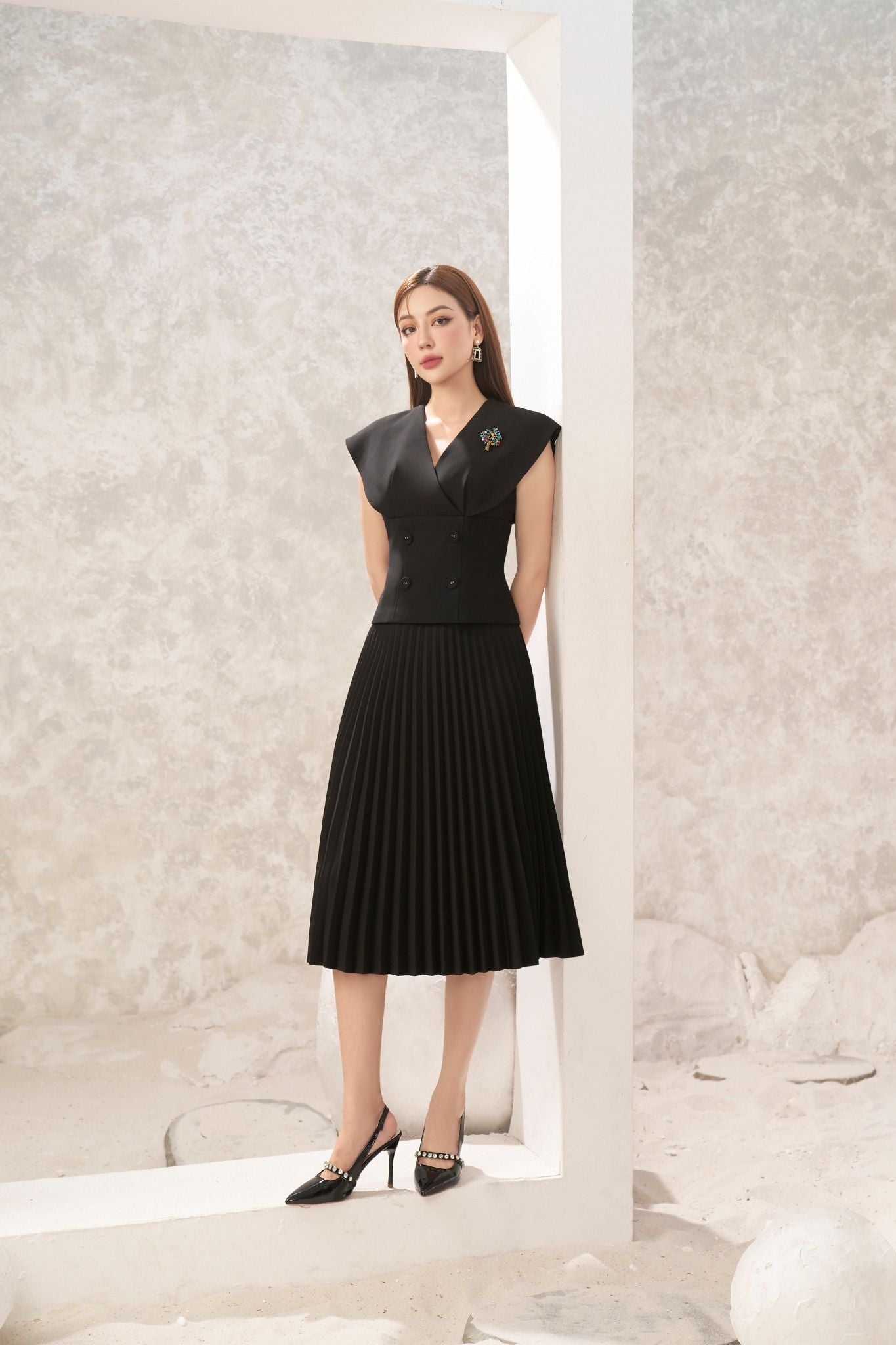 FJD91039 - Chân váy công sở vải thô dáng Xoè rập ly phối đai trang trí khóa thân sau - PANTIO