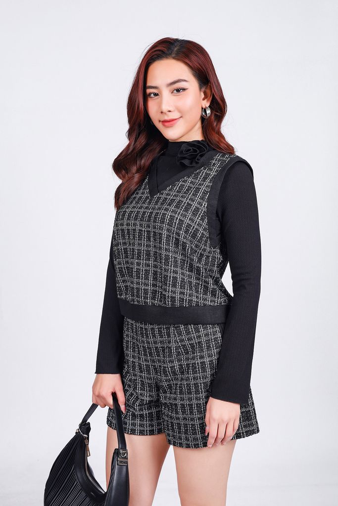 BQN73221 - Quần short dạo phố vải len cao cấp dáng suông khoá thân sau - PANTIO