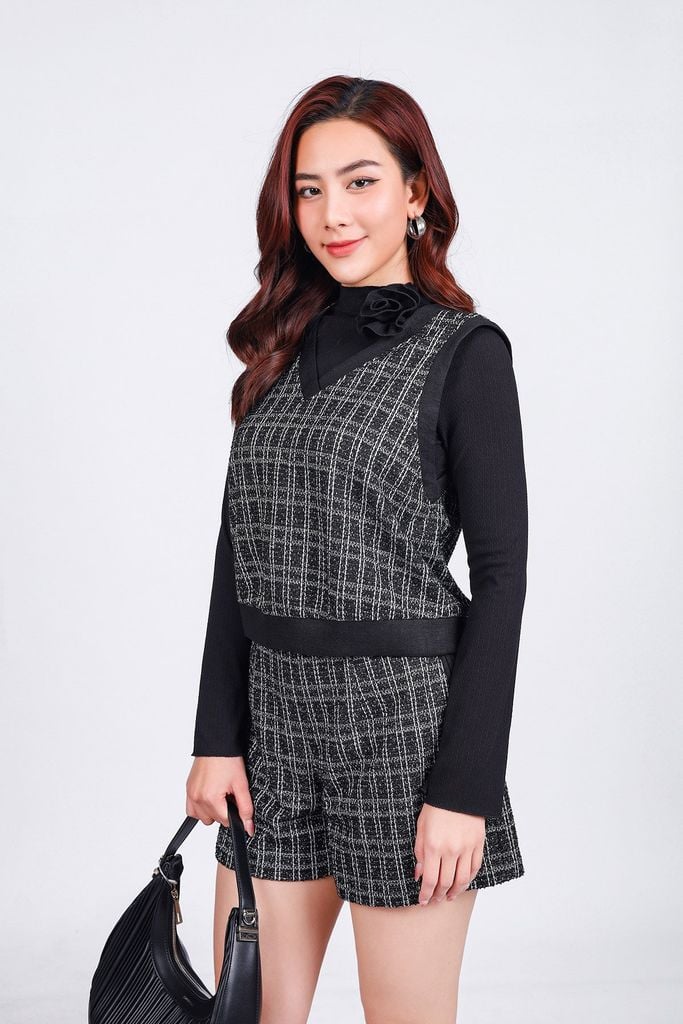 BAK73221 - Áo kiểu gile dạo phố cao cấp vải len kẻ dáng suông cổ xẻ V - PANTIO