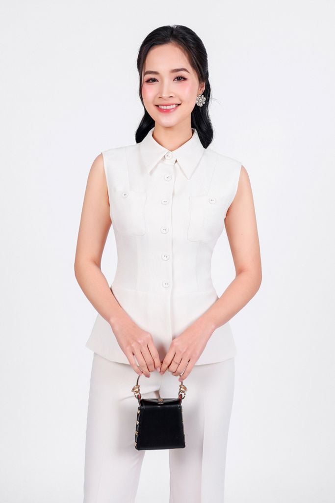 BAK93251 - Áo kiểu công sở vải thô dày dáng ôm cổ đức không tay ngực áo có túi đính khuy bọc tạo kiểu - PANTIO