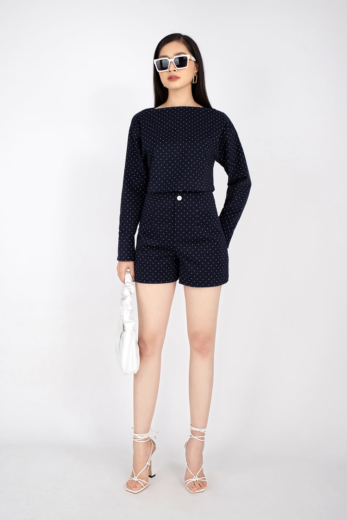 BAS12561 - Áo sơ mi dạo phố vải kaki dáng croptop cổ thuyền - PANTIO