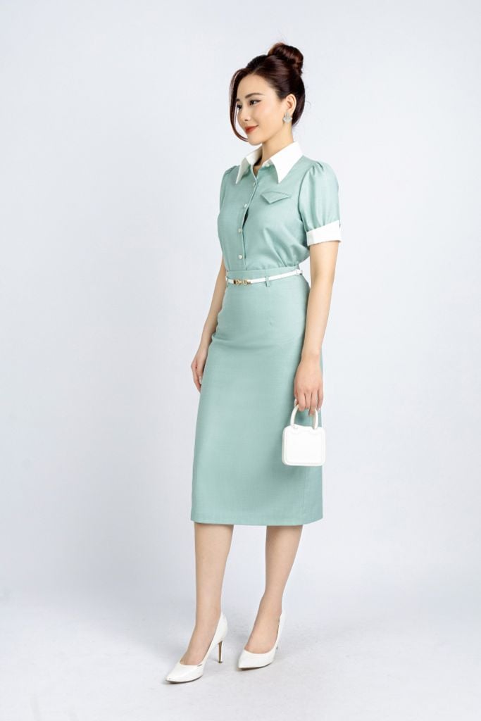 BAS13004 - Áo kiểu công sở vải thô dáng ôm cổ đức phối vải khác màu tạo kiểu tay bồng nhẹ - PANTIO