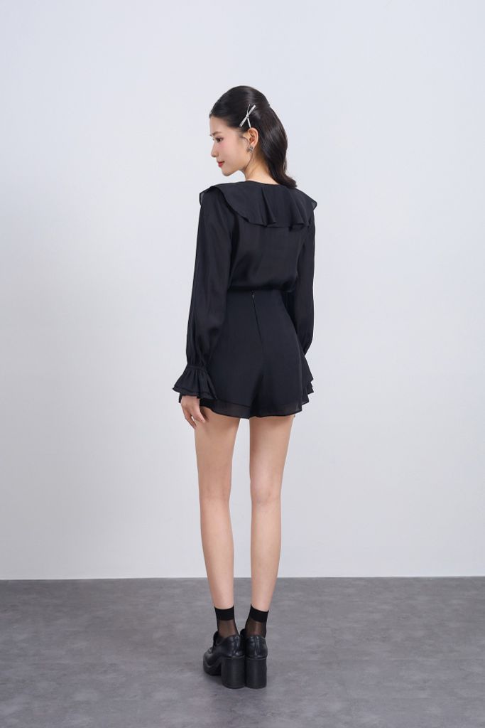 BQN13458 - Quần short vải tơ dáng suông gấu quần xếp tầng tạo kiểu khoá thân sau - JAN.