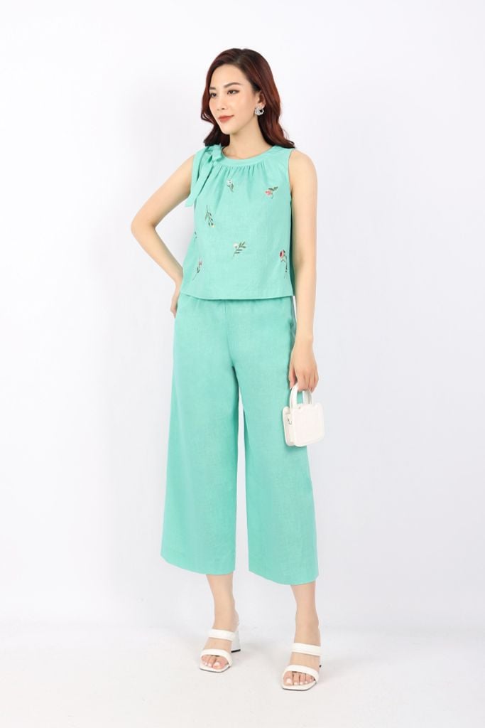 BAS32775 - Áo kiểu dạo phố vải linen dáng A cổ nhún phối nơ thân trang trí hình thêu - tỷ lệ kèo 8899