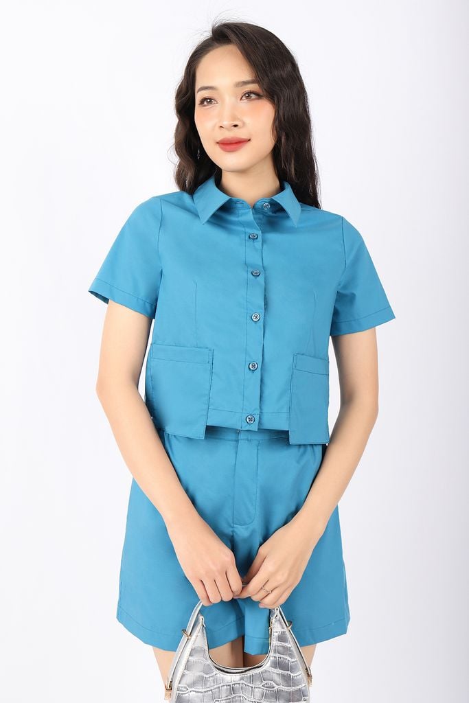 BAS32875 - Áo kiểu dạo phố vải thô dáng croptop cổ đức thân ốp túi tạo kiểu - PANTIO