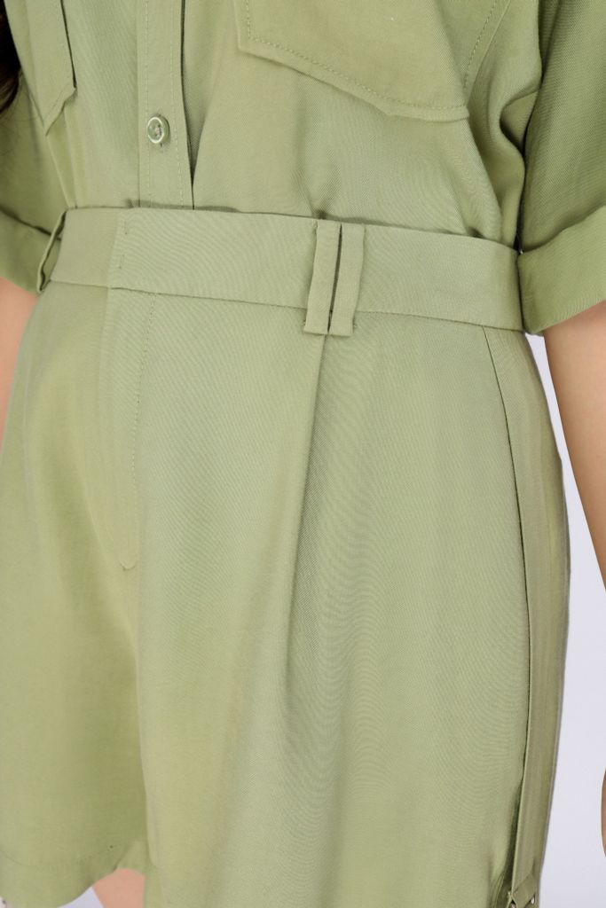 BQN33040 - Quần short dạo phố vải thô đũi dáng suông ống rộng phối đai hai bên sườn tạo kiểu - PANTIO