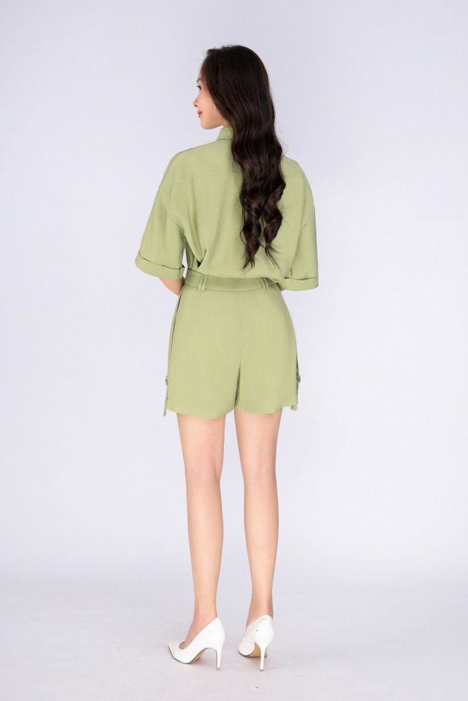 BQN33040 - Quần short dạo phố vải thô đũi dáng suông ống rộng phối đai hai bên sườn tạo kiểu - PANTIO