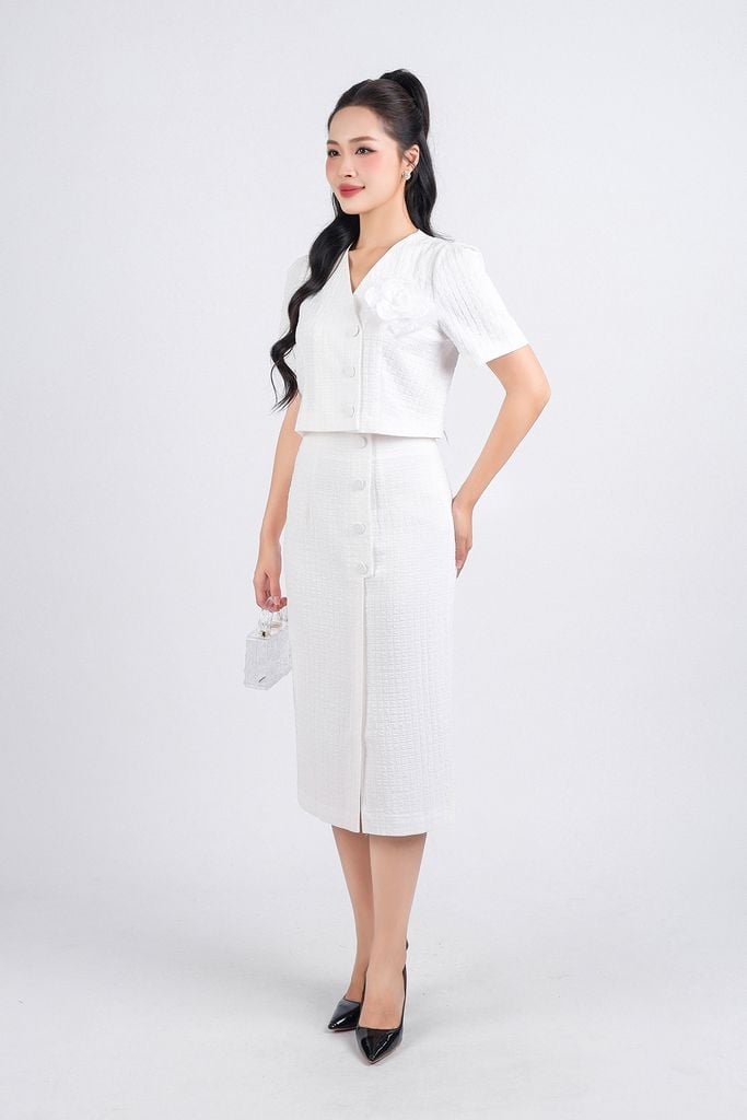 BJD33056 - Chân váy kiểu công sở vải thô dáng bút chì hai lớp lót habutai thân váy đính khuy bọc trang trí xẻ tà trước - PANTIO