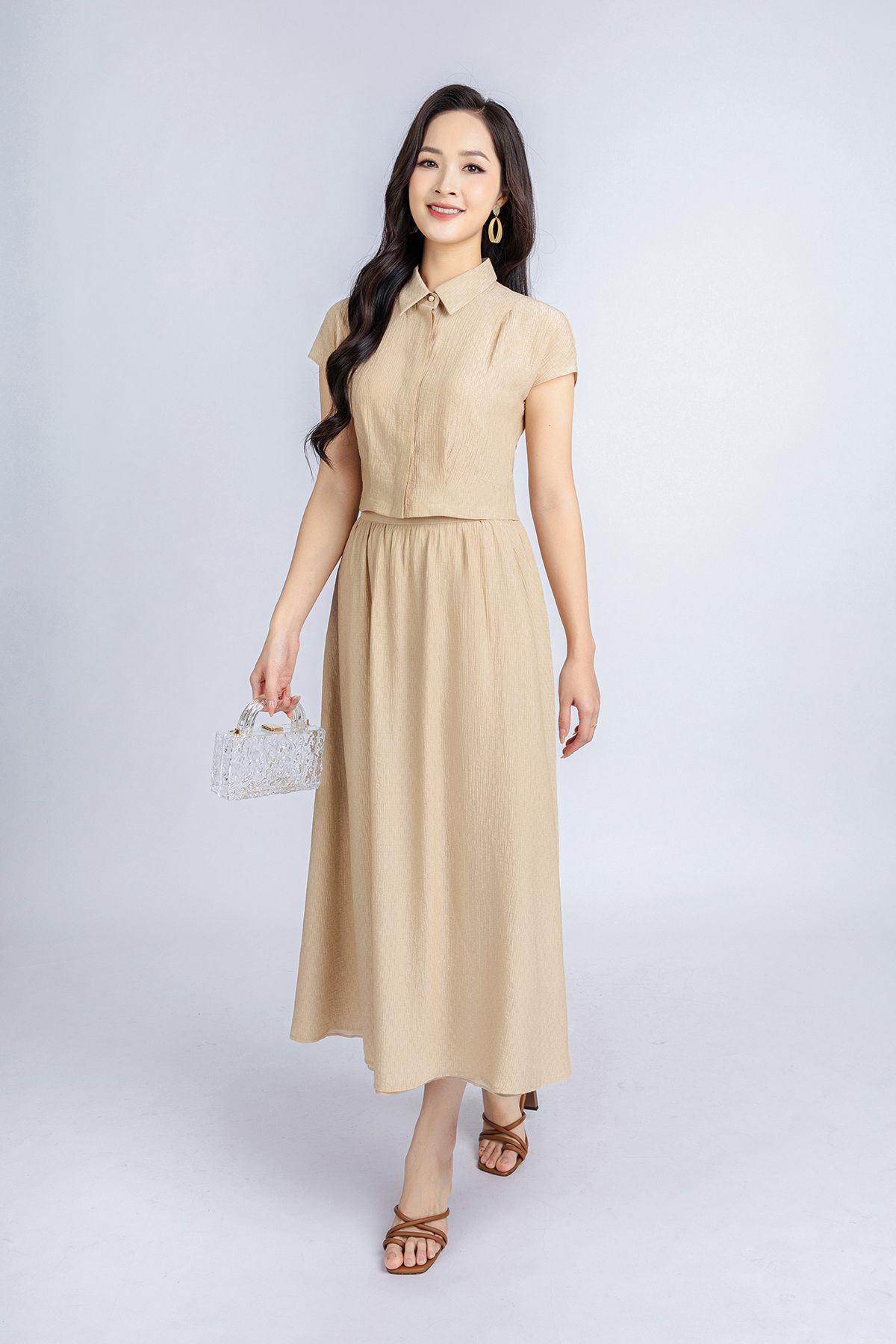 BAS33061 - Áo sơ mi công sở vải tơ nhăn dáng croptop cổ đức vai chờm tay liền - PANTIO