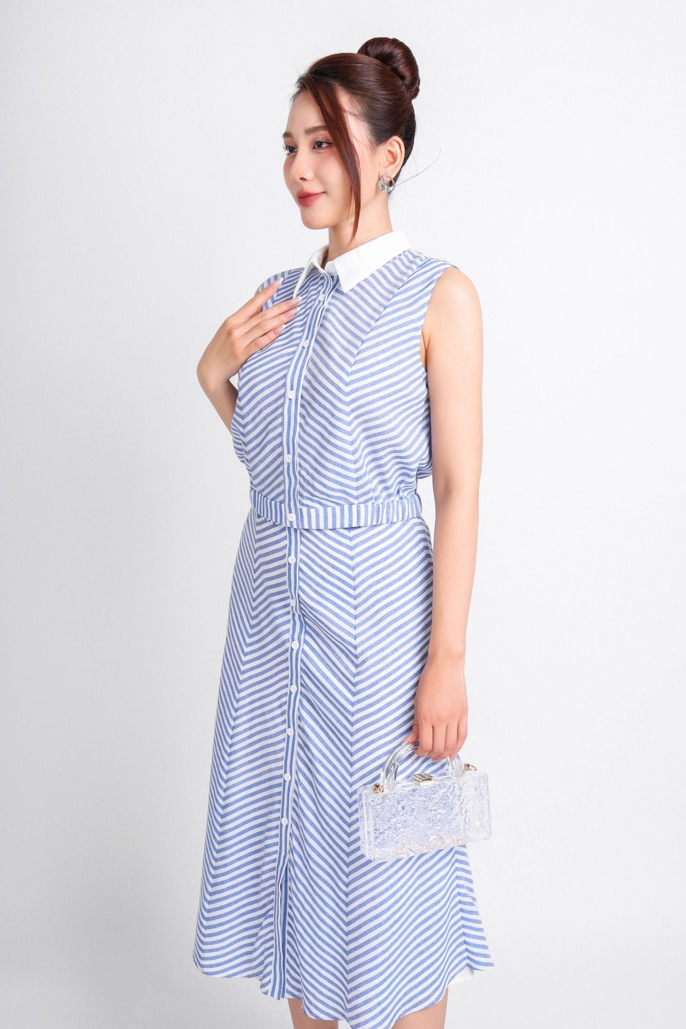 BJD33065 - Chân váy công sở vải thô dáng suông có lót vải lụa boi dáng A thân nẹp phối khuy trang trí khoá thân sau - PANTIO