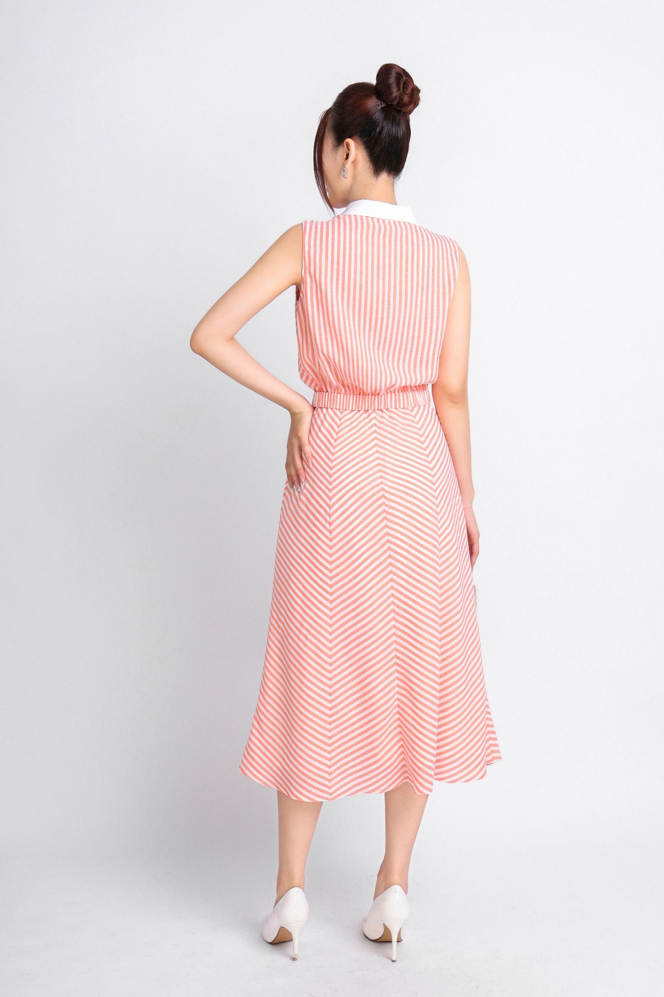 BJD33065 - Chân váy công sở vải thô dáng suông có lót vải lụa boi dáng A thân nẹp phối khuy trang trí khoá thân sau - PANTIO