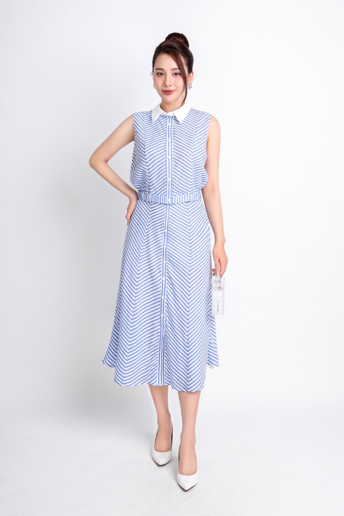 BJD33065 - Chân váy công sở vải thô dáng suông có lót vải lụa boi dáng A thân nẹp phối khuy trang trí khoá thân sau - PANTIO