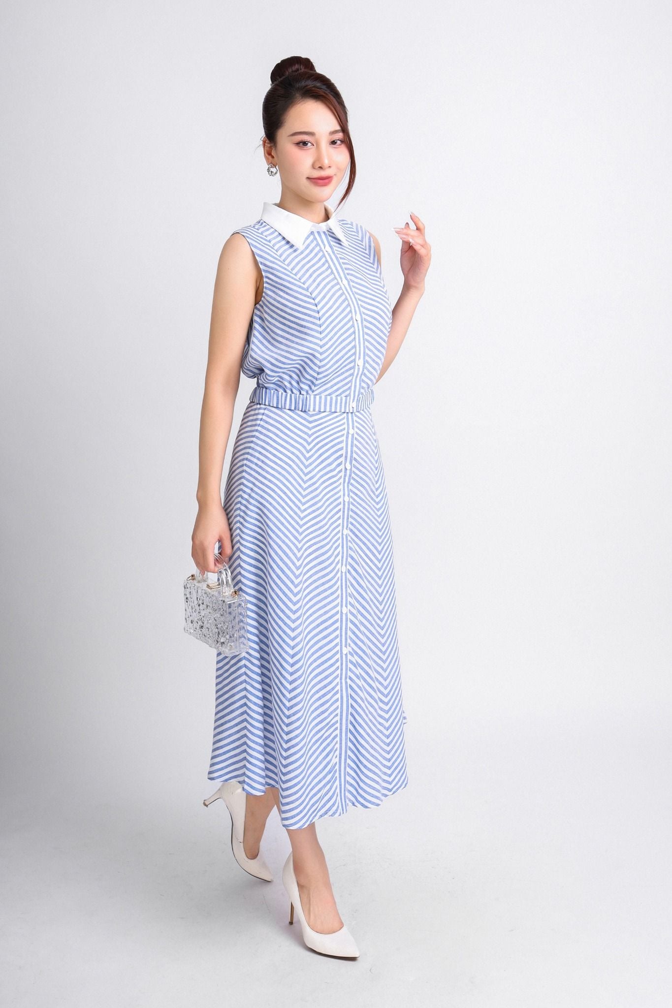 BJD33065 - Chân váy công sở vải thô dáng suông có lót vải lụa boi dáng A thân nẹp phối khuy trang trí khoá thân sau - PANTIO