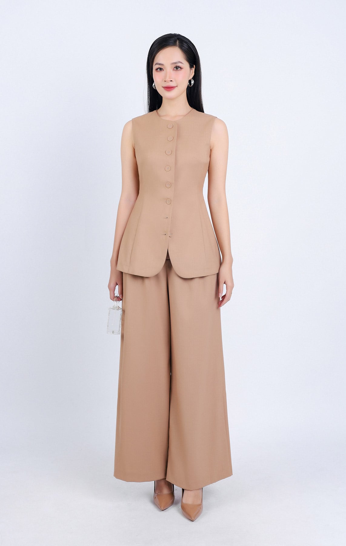 BAS33132 - Áo kiểu công sở vải thô đũi cổ tròn không tay phối khuy bọc thân trước - PANTIO