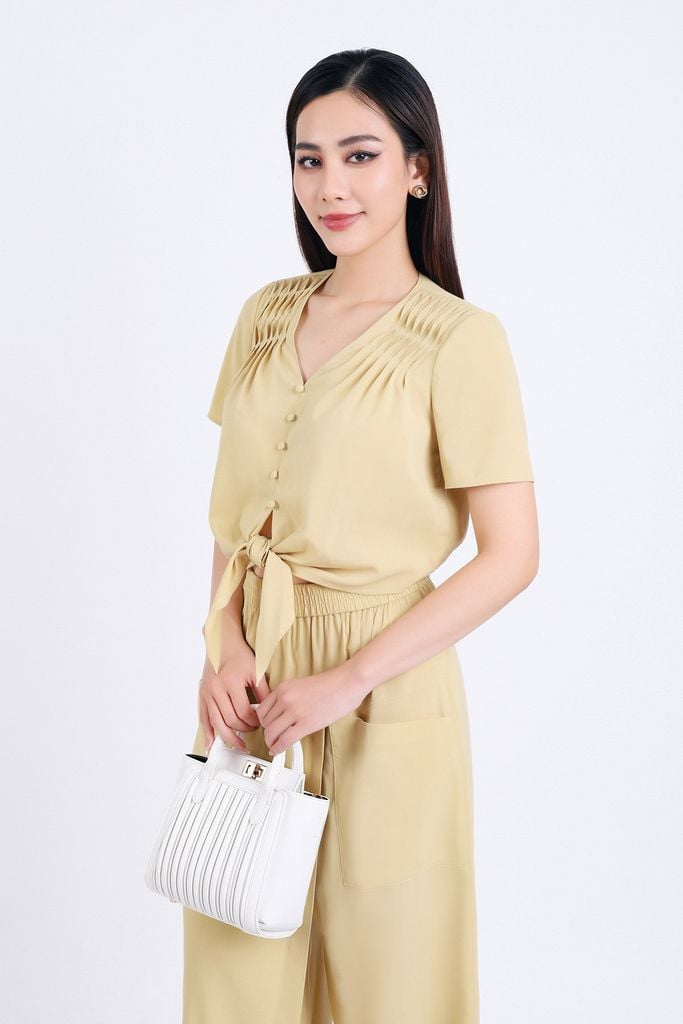 BQL33147 - Quần lửng dạo phố vải thô mỏng dáng suông phối vạt lệch có túi quần trang trí cạp bản chun - PANTIO
