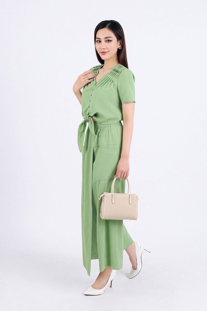 BQL33147 - Quần lửng dạo phố vải thô mỏng dáng suông phối vạt lệch có túi quần trang trí cạp bản chun - PANTIO