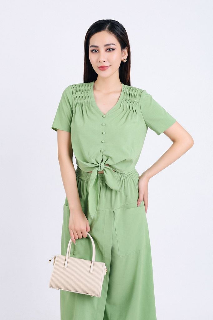BQL33147 - Quần lửng dạo phố vải thô mỏng dáng suông phối vạt lệch có túi quần trang trí cạp bản chun - PANTIO
