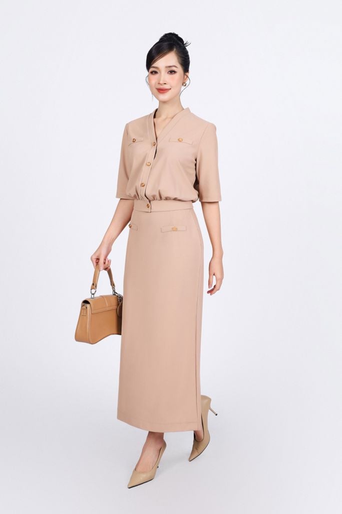 BAS33151 - Áo kiểu công sở vải len dáng suông cổ xẻ V tay lửng thân áo đính khuy thời trang có nắp túi ốp tạo kiểu - PANTIO
