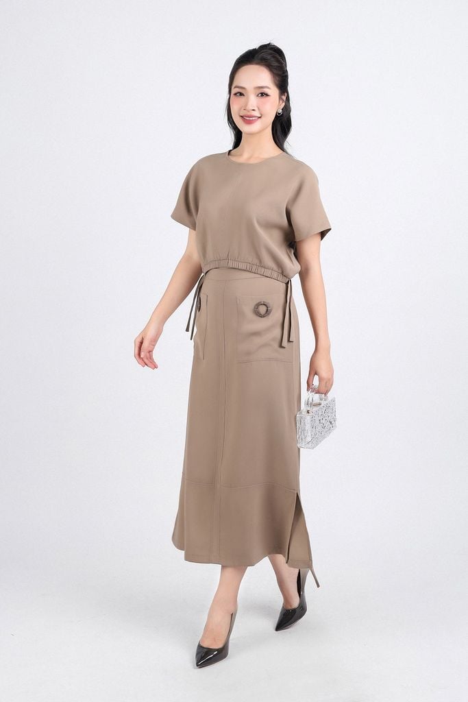 BAS33159 - Áo sơ mi kiểu dạo phố vải tuyp xy dáng lửng cổ tròn cạp bo chun thân áo phối dây trang trí - PANTIO