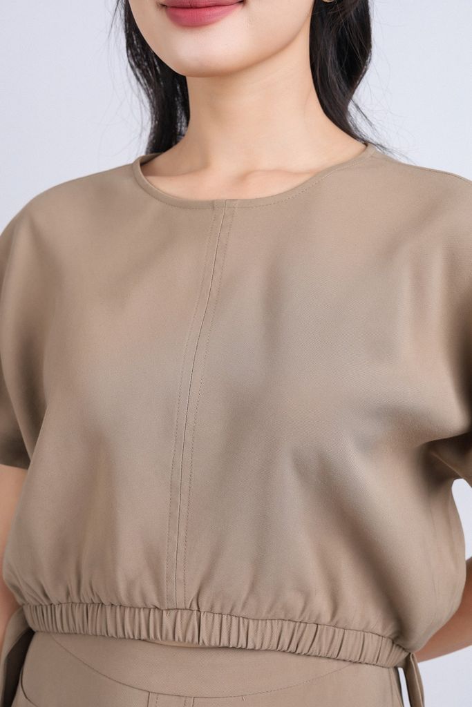 BAS33159 - Áo sơ mi kiểu dạo phố vải tuyp xy dáng lửng cổ tròn cạp bo chun thân áo phối dây trang trí - PANTIO