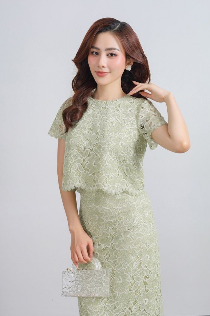 BJD33410 - Chân váy dài vải ren mỏng dáng suông xẻ tà khoá thân sau - PANTIO