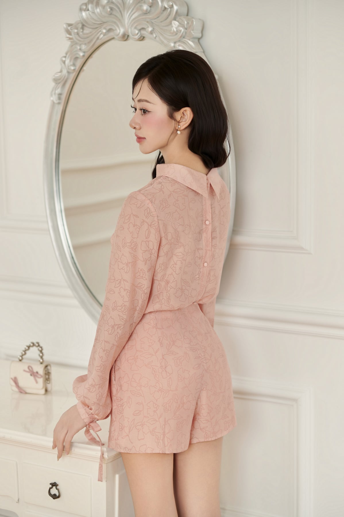 BQN33523 - Quần short vải tơ hoa dáng suông cạp liền khoá thân sau - JAN.