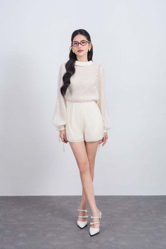 BAS33523 - Áo sơ mi kiểu vải tơ hoa dáng suông cổ tròn tay dài bo gấu tay tạo kiểu - JAN.