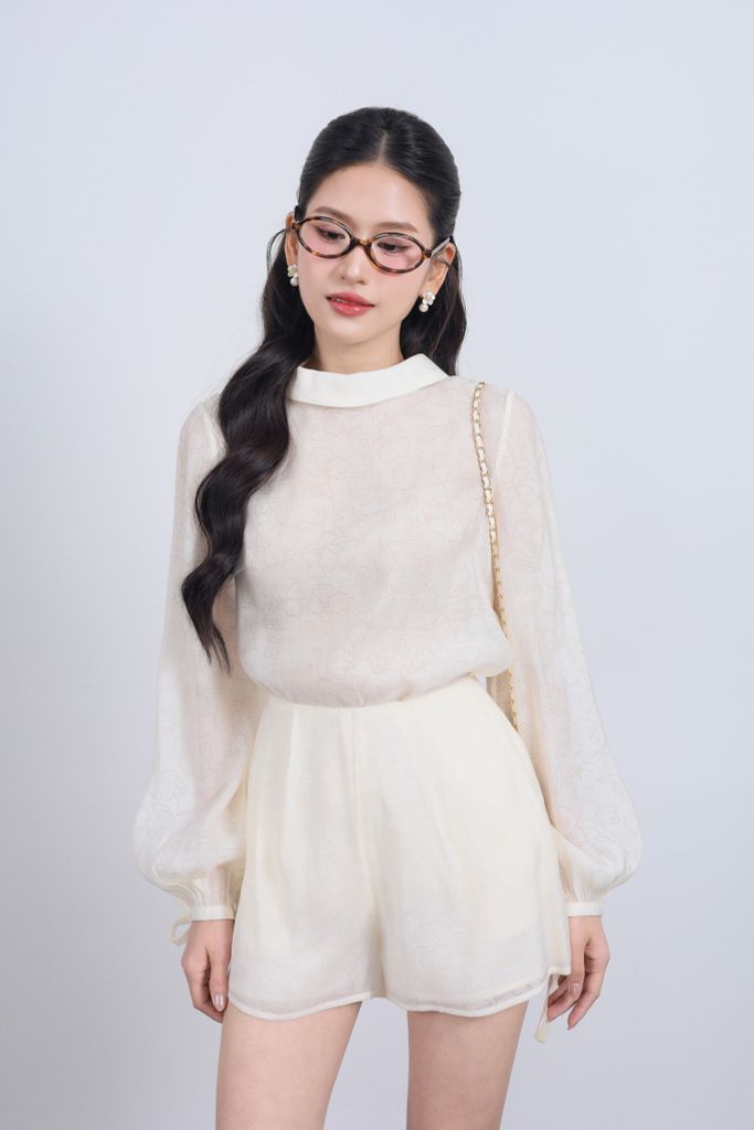 BAS33523 - Áo sơ mi kiểu vải tơ hoa dáng suông cổ tròn tay dài bo gấu tay tạo kiểu - JAN.