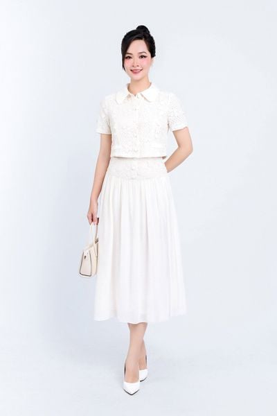 BAS34160 - Áo sơ mi công sở vải tơ phối ren hoa cổ đức dáng croptop thân phối khuy bọc trang trí - PANTIO