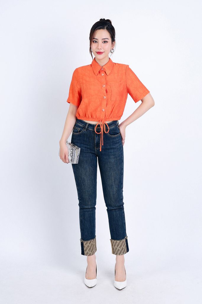 BAS53189 - Áo sơ mi công sở vải thô mỏng dáng lửng cổ đức có túi ngực áo cài khuy thân trước gấu áo bo chun - PANTIO