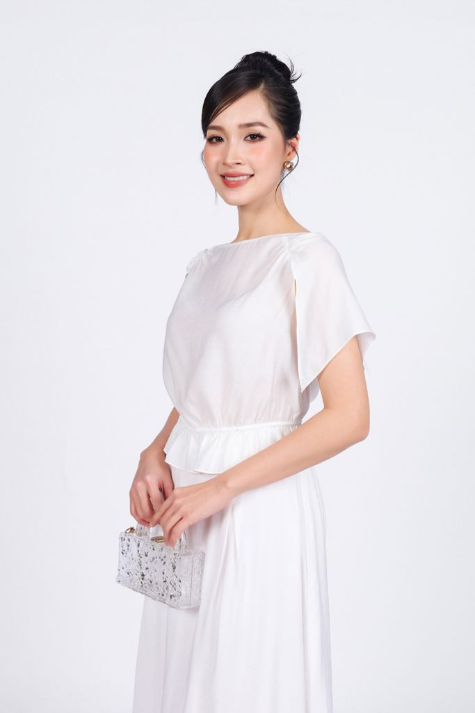 BAS53205 - Áo kiểu dạo phố vải tơ dáng suông cổ thuyền tay cánh tiên xẻ tà thân áo bo chun eo tạo kiểu - PANTIO