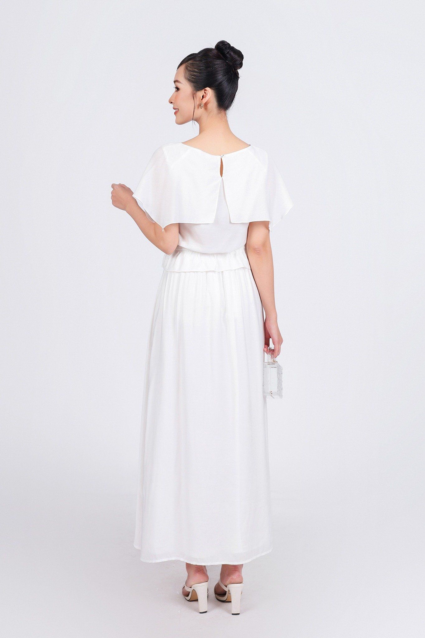 BAS53205 - Áo kiểu dạo phố vải tơ dáng suông cổ thuyền tay cánh tiên xẻ tà thân áo bo chun eo tạo kiểu - PANTIO