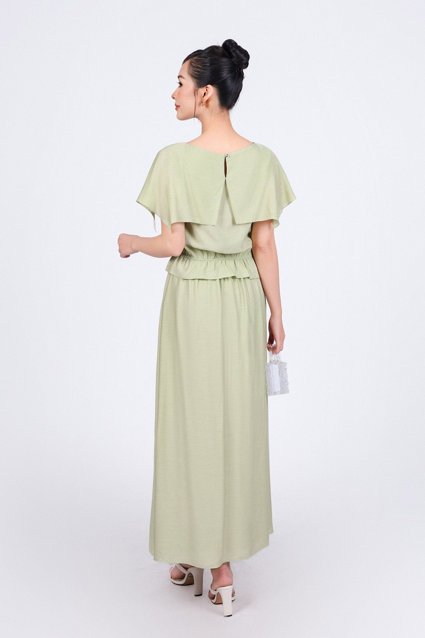 BAS53205 - Áo kiểu dạo phố vải tơ dáng suông cổ thuyền tay cánh tiên xẻ tà thân áo bo chun eo tạo kiểu - PANTIO