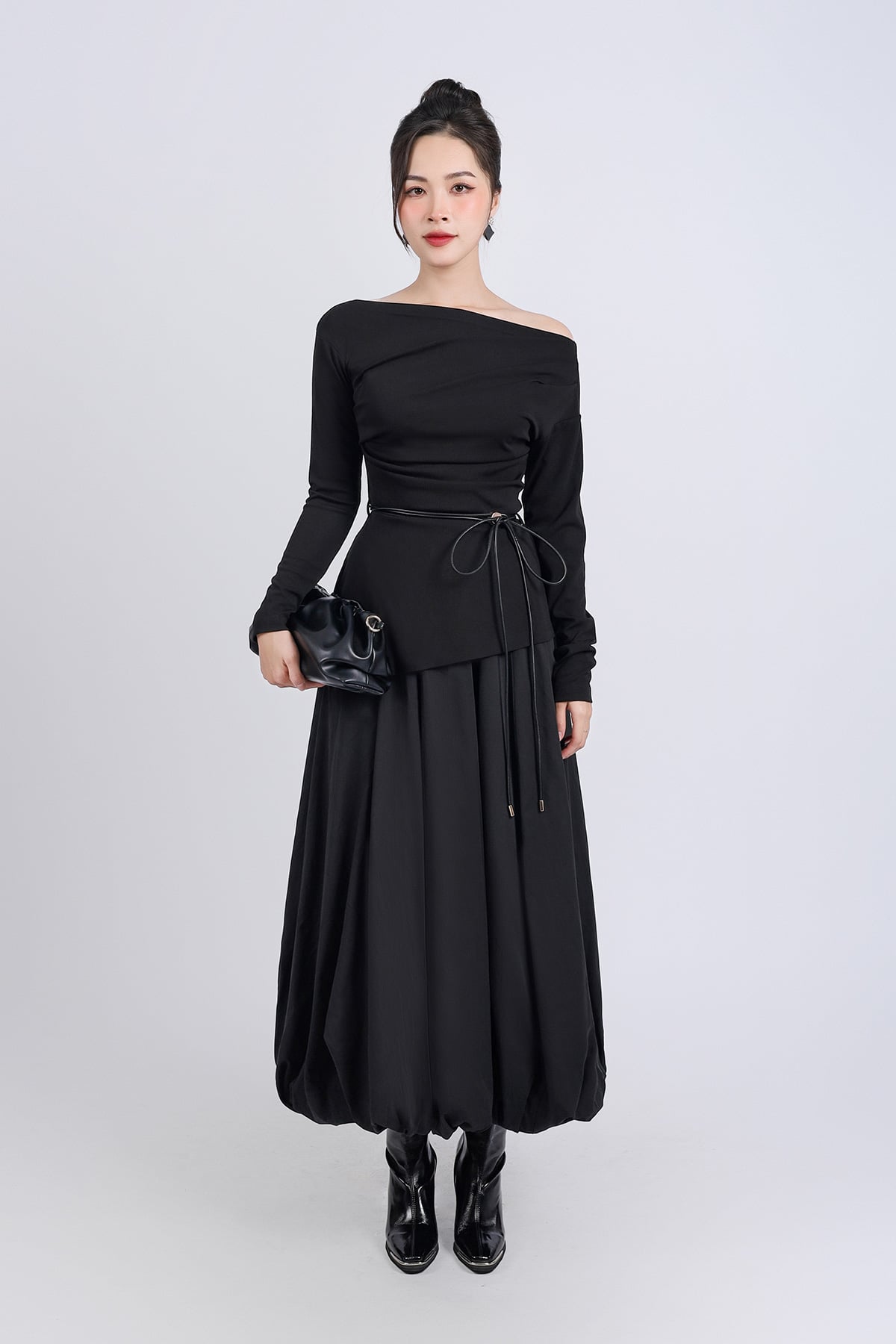 BAS73197 - Áo kiểu công sở vải len co giãn dáng ôm cổ thuyền tay dài thân áo vạt lệch kèm dây thắt eo - PANTIO