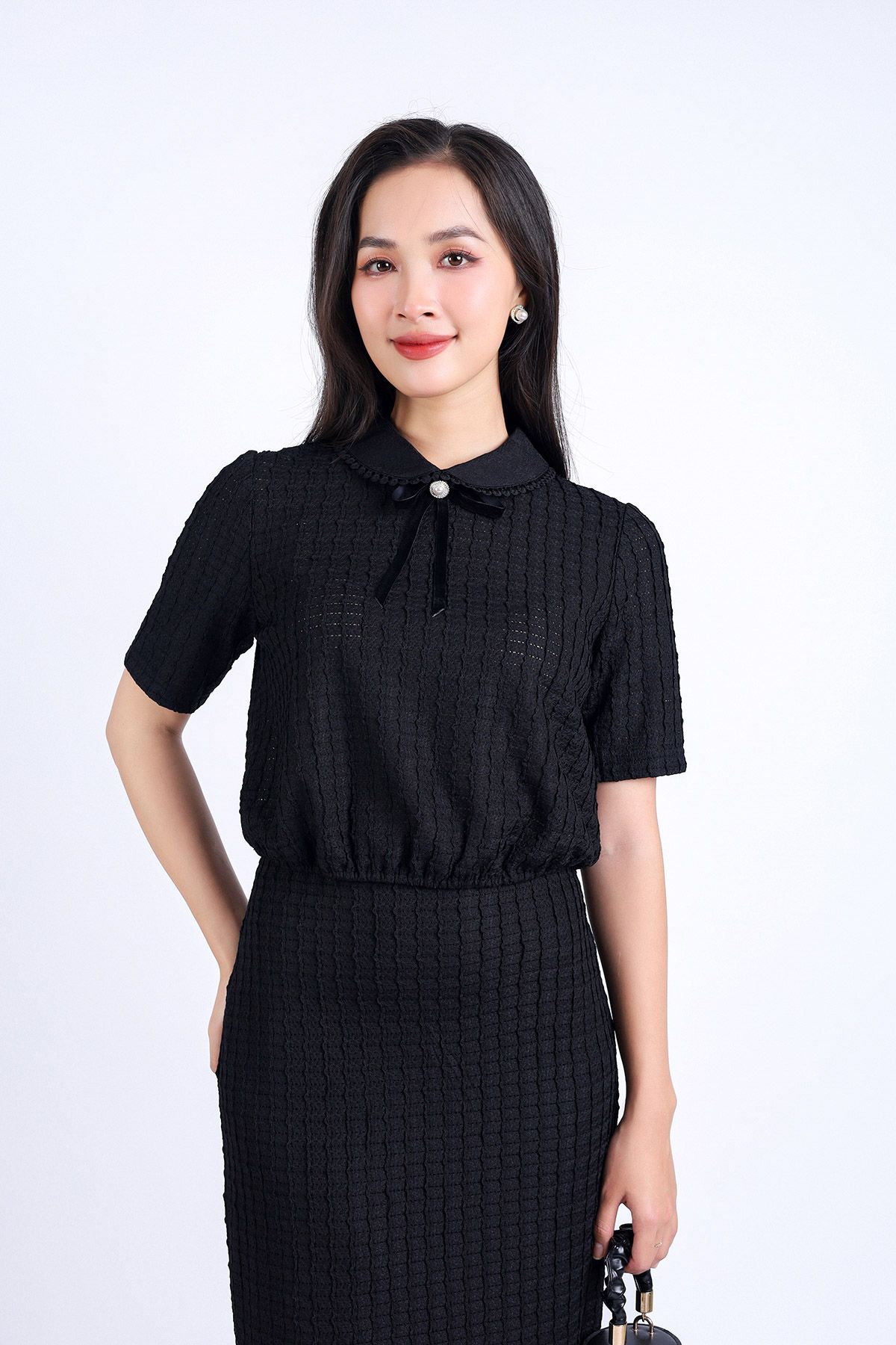 BAS73211 - Áo sơ mi kiểu công sở vải tơ phối ren hai lớp dáng suông cổ đức đính nơ trang trí - PANTIO