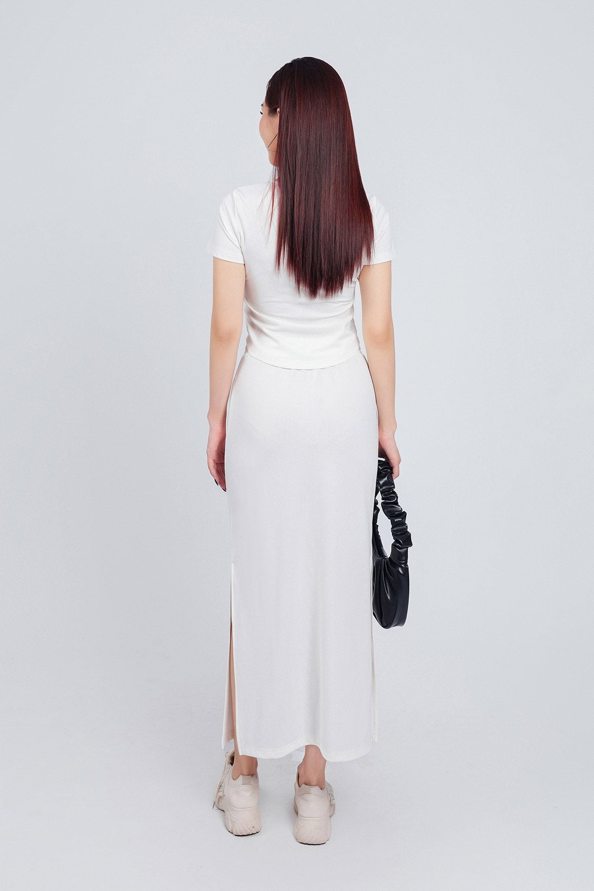 BAT33051 - Áo thun vải cotton dáng ôm cổ tròn tay ngắn thân áo trang trí hoạ tiết in cao cấp - PANTIO