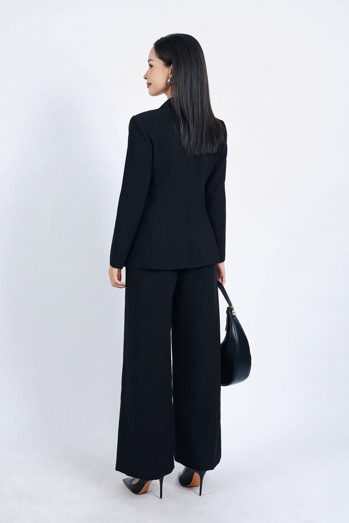 BAV73168 - Áo vest công sở vải thô dáng ôm cổ hai ve có đệm vai thân áo ốp túi hai bên tạo kiểu cài khuy thân trước - PANTIO