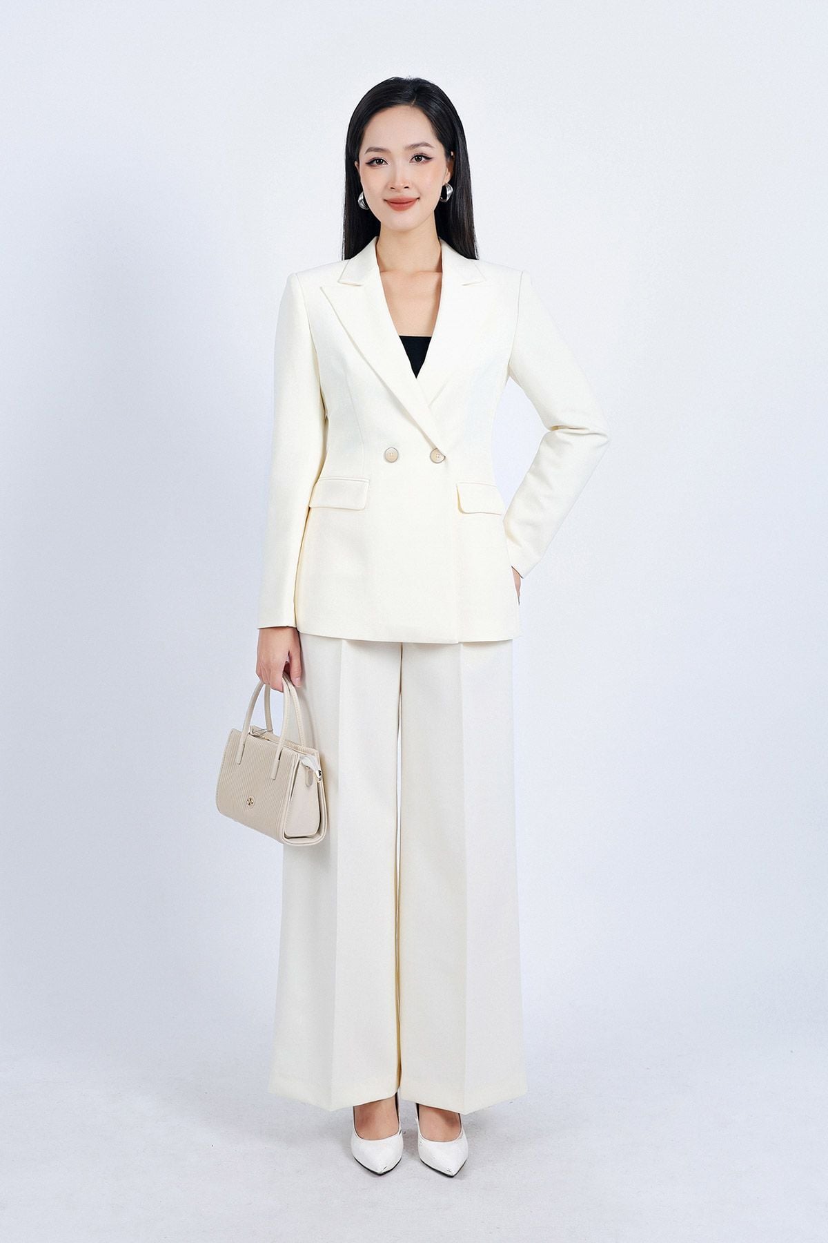 BAV73168 - Áo vest công sở vải thô dáng ôm cổ hai ve có đệm vai thân áo ốp túi hai bên tạo kiểu cài khuy thân trước - PANTIO