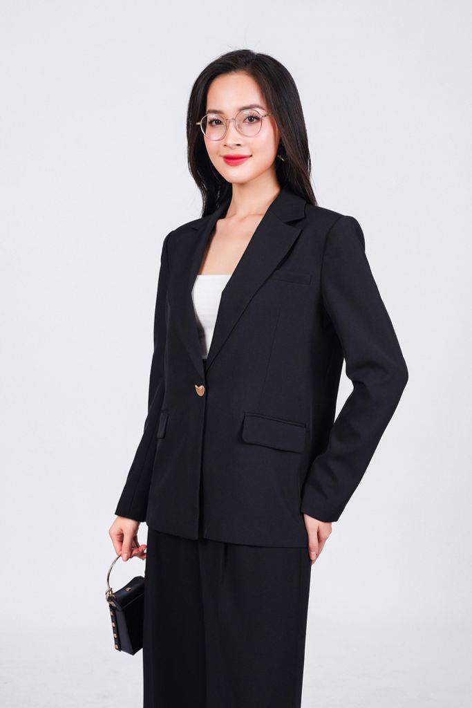 BAV73199 - Áo khoác vest công sở vải thô đũi dáng suông cổ hai ve thân áo đính khuy tạo kiểu có đính nắp túi trang trí - PANTIO