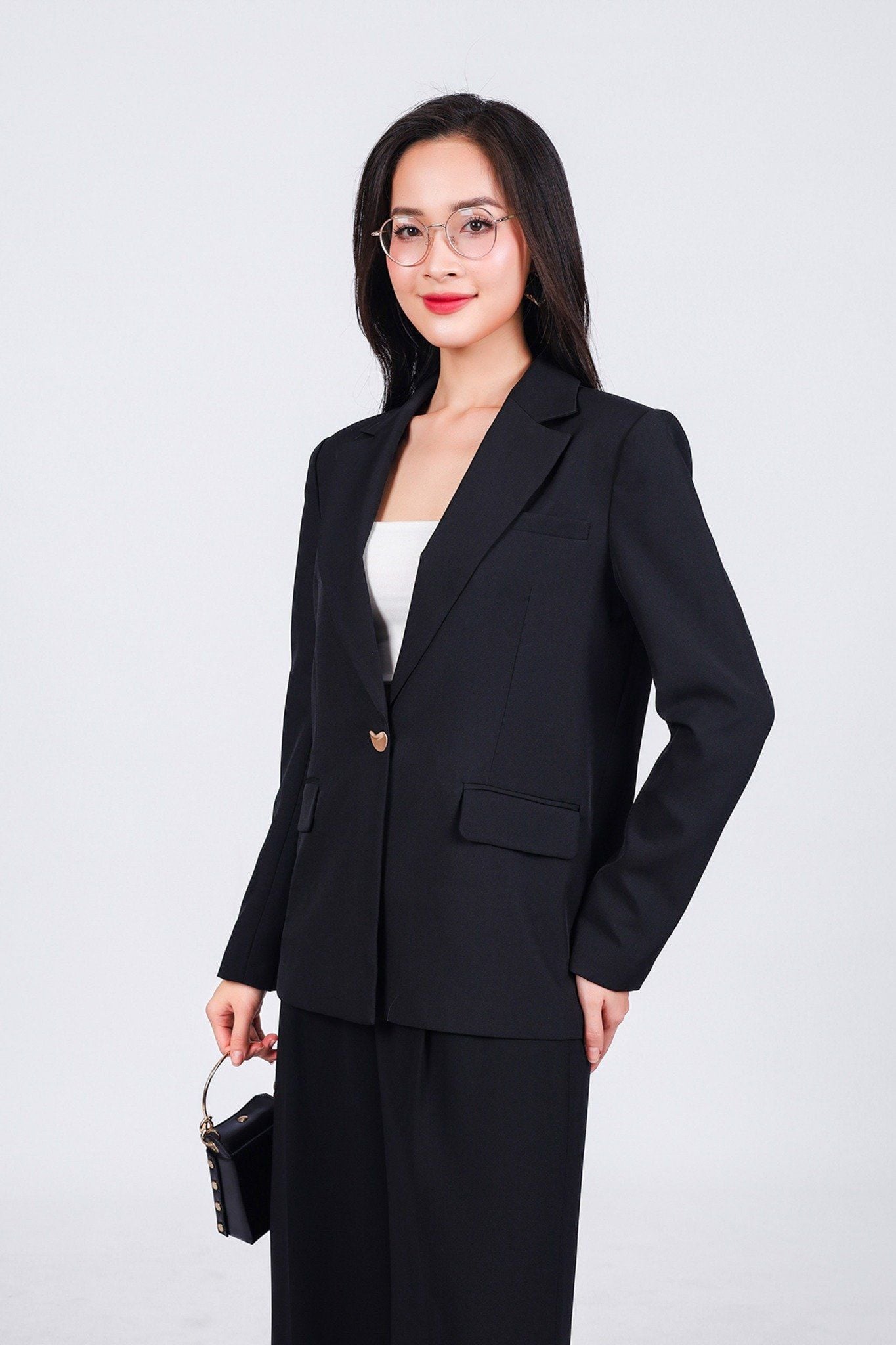 BAV73199 - Áo khoác vest công sở vải thô đũi dáng suông cổ hai ve thân áo đính khuy tạo kiểu có đính nắp túi trang trí - PANTIO