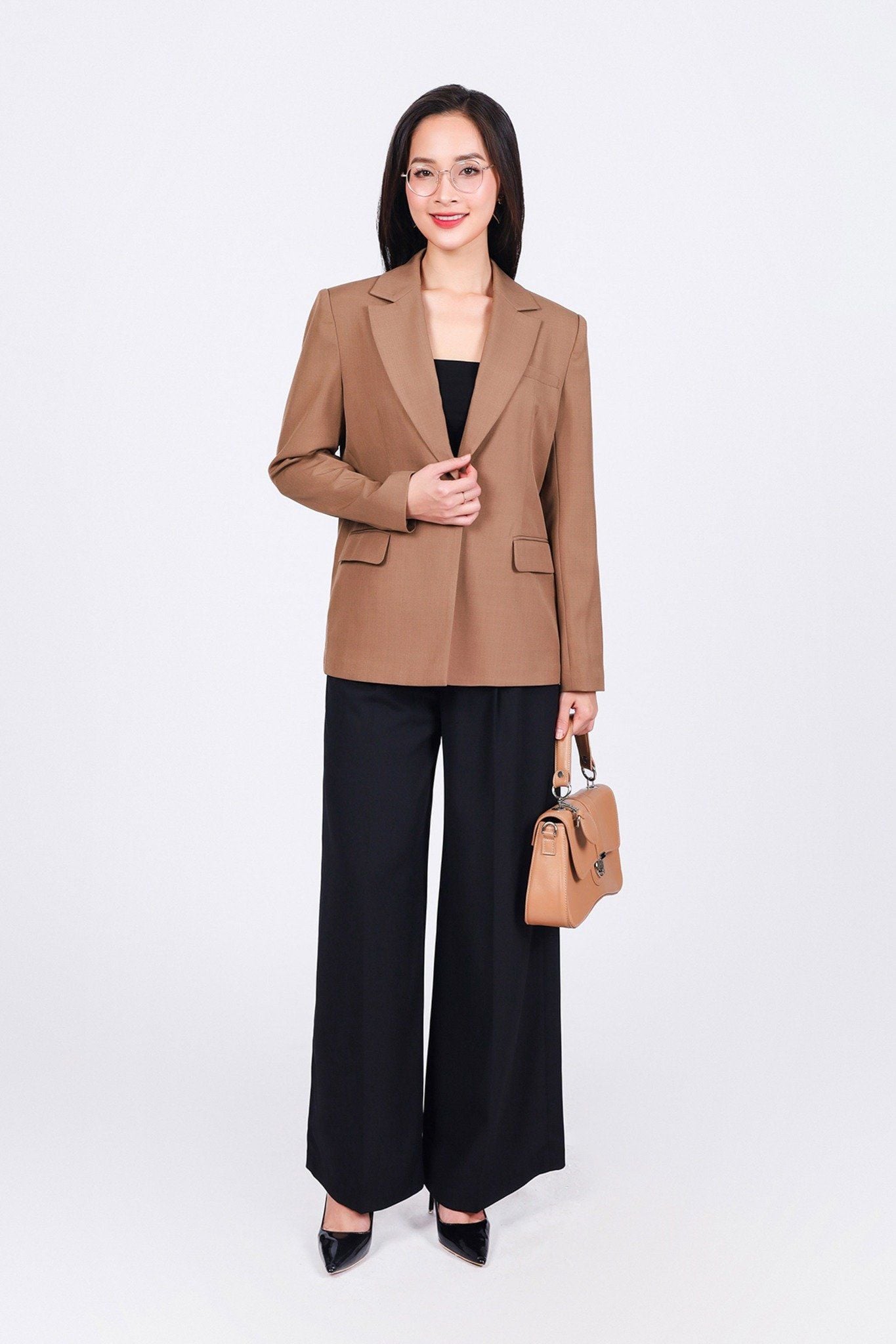 BAV73199 - Áo khoác vest công sở vải thô đũi dáng suông cổ hai ve thân áo đính khuy tạo kiểu có đính nắp túi trang trí - PANTIO