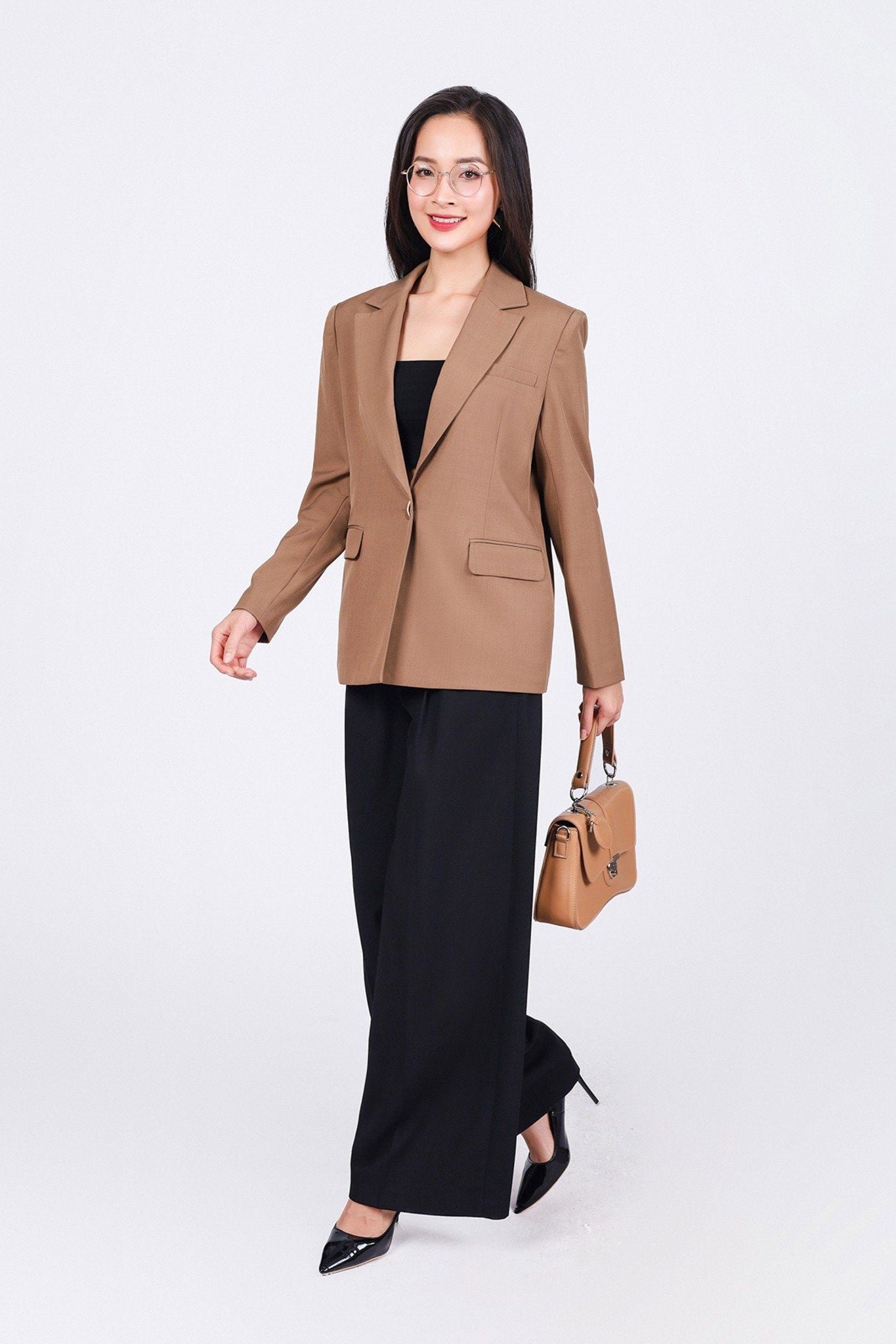 BAV73199 - Áo khoác vest công sở vải thô đũi dáng suông cổ hai ve thân áo đính khuy tạo kiểu có đính nắp túi trang trí - PANTIO