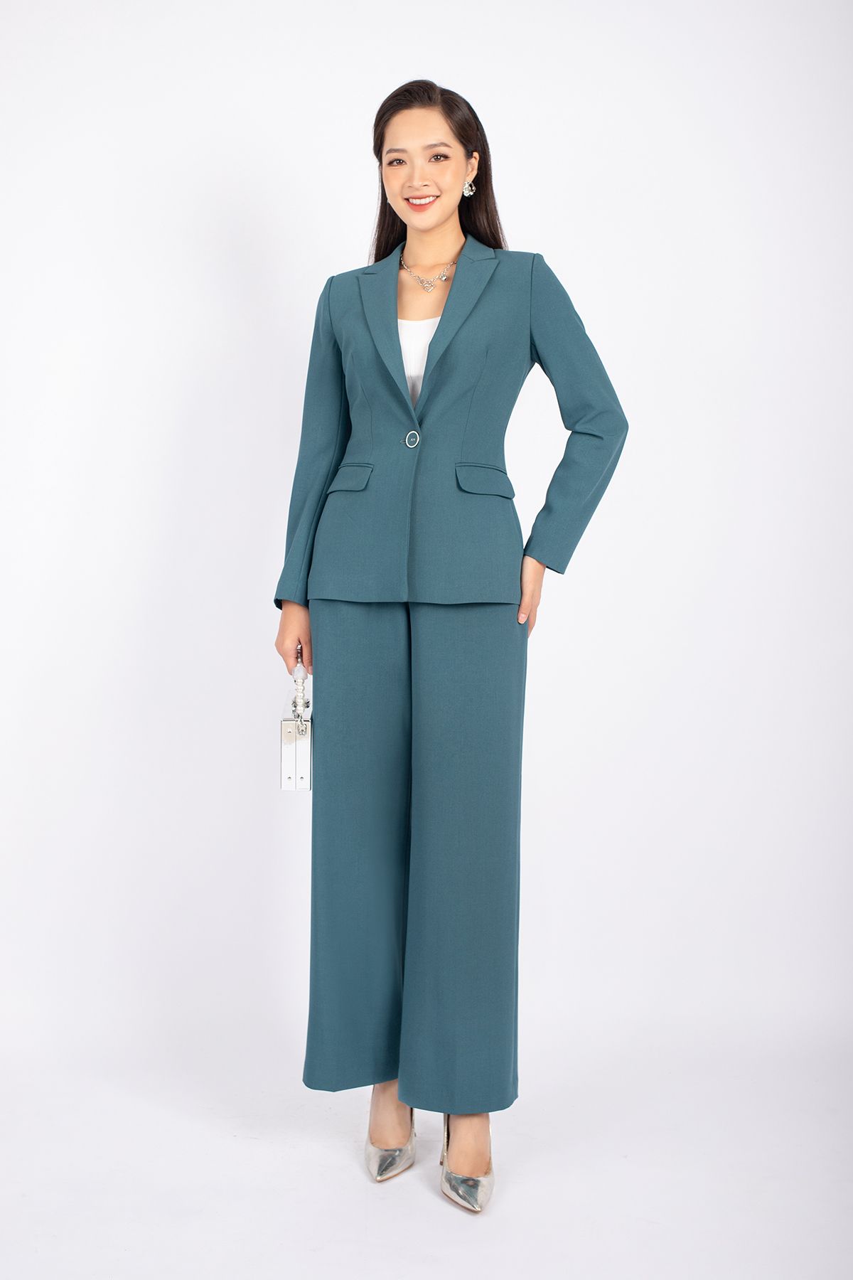 BAV92721 - Áo vest nữ công sở vải tuytsi dáng suông cổ hai ve phối túi thân ngực - PANTIO