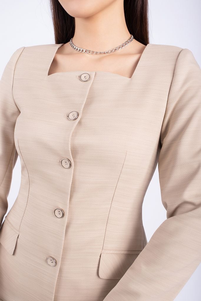 BAV92729 - Áo vest nữ công sở vải thô dáng ôm nhẹ cổ vuông cài khuy phối nắp túi trang trí - PANTIO
